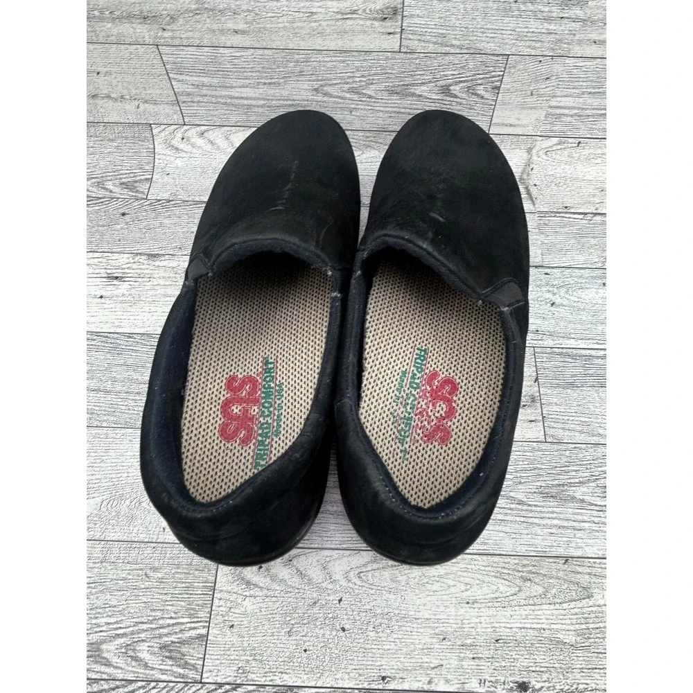 SAS M667 Women Black Nubuck Slip On Walking Shoes Loafers‎ Size 7.5 M Comfort